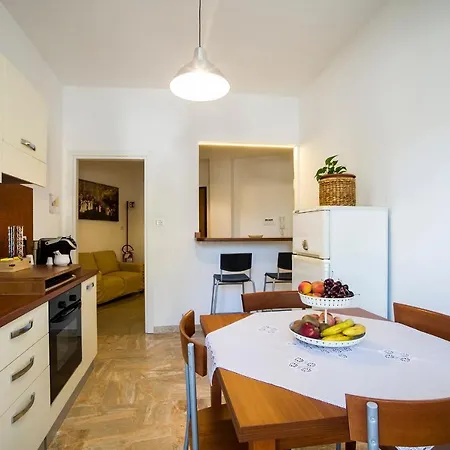 Bed and breakfast Colle Di Mezzo *